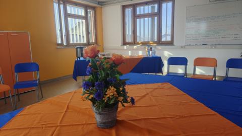 il vescovo di ivrea visita casa di carità castelorosso